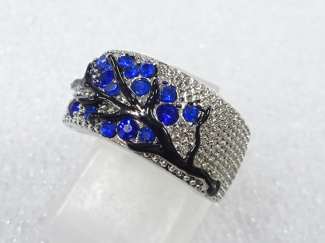 Japanese Kimono / Antique Accessories Metal